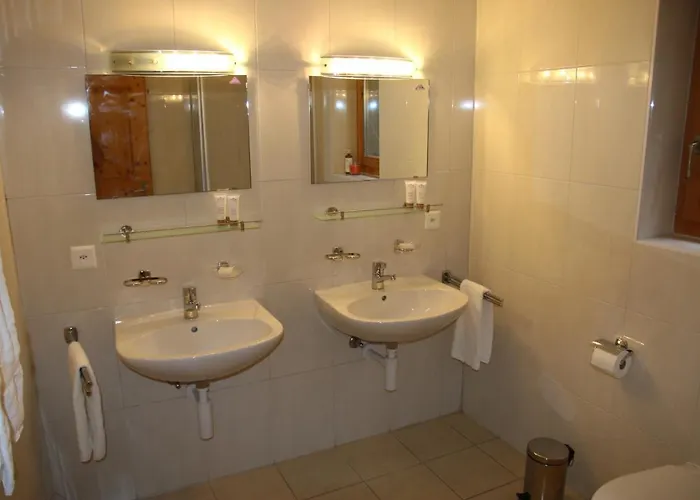 Christoph Standing & Calm 10 Pers By Alpvision Residences Dağ evi *