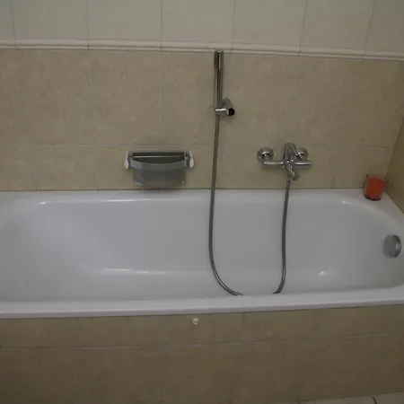 Christoph Standing & Calm 10 Pers By Alpvision Residences